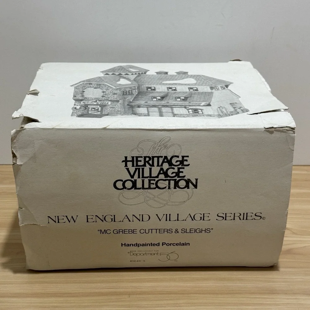 Dept 56 New England Village Series Mc Grebe Cutters & Sleighs Box & Light 5640-5 - Picture 13 of 16